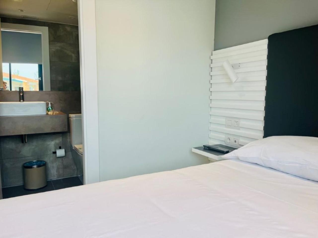 Hotel Sitges Rooms 객실 사진